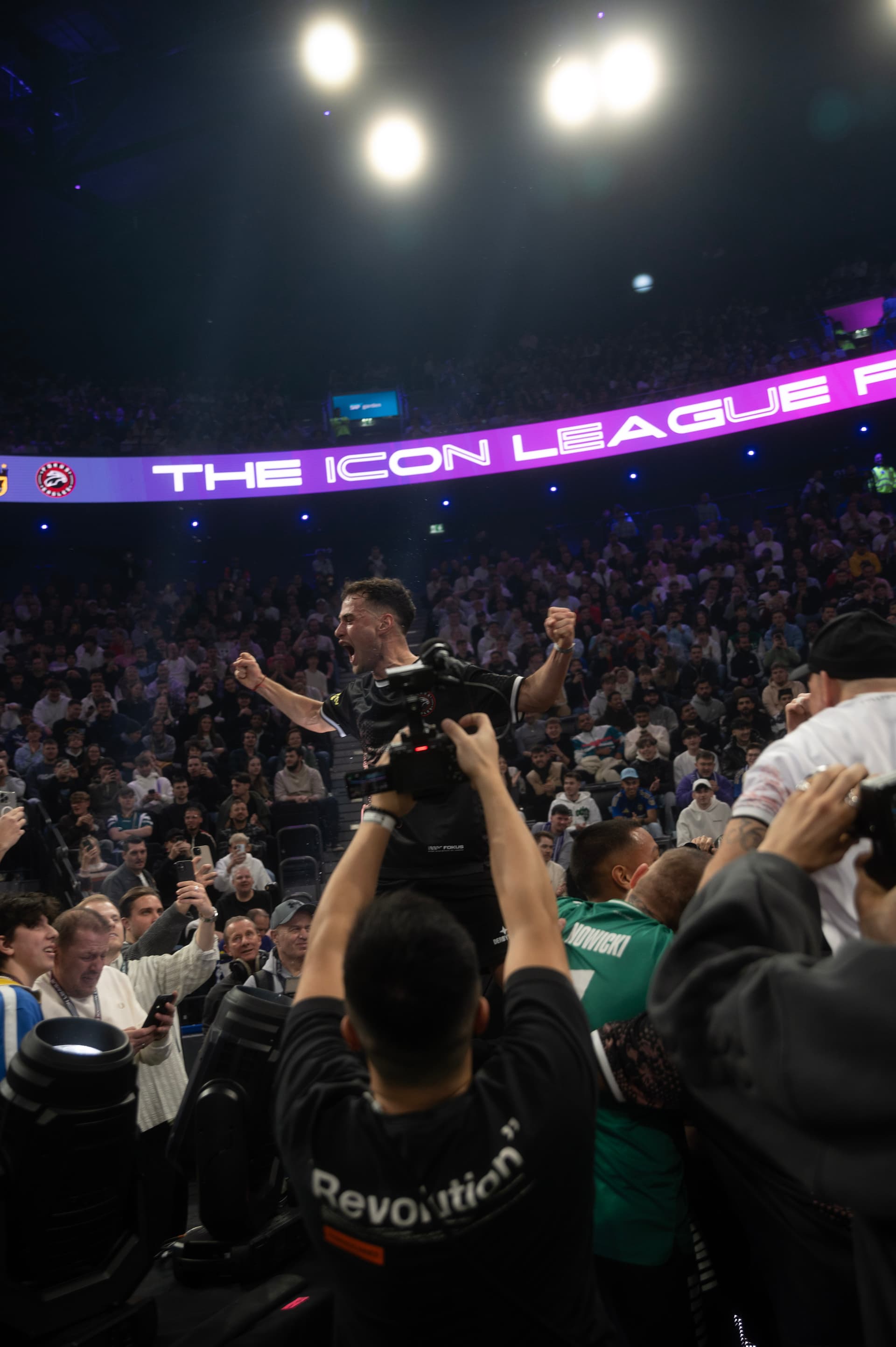 FOKUS Eagles Impression 11